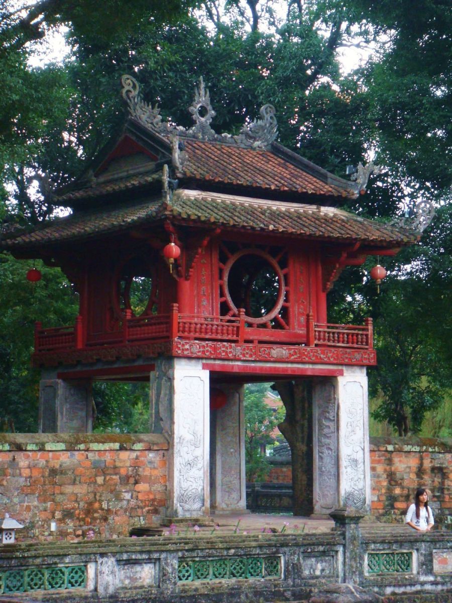 The Historical Foundations of Hanoi